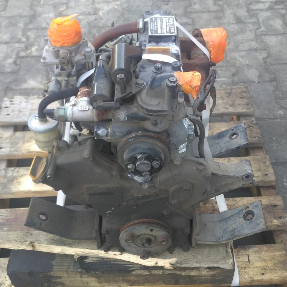 Дизельный двигатель внутреннего сгорания JOHN DEERE 3TG72-UJ