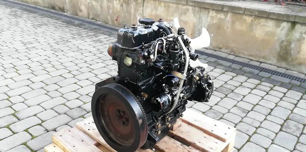 Дизельный двигатель внутреннего сгорания MITSUBISHI K3E [3-ЦИЛИНДРОВЫЙ]