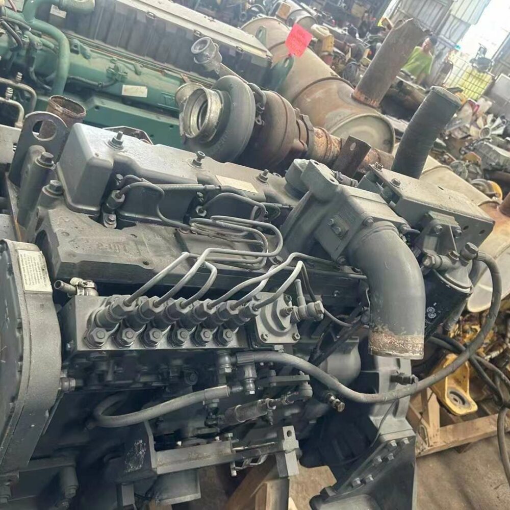 Дизельный двигатель внутреннего сгорания ДВС Komatsu 6D114