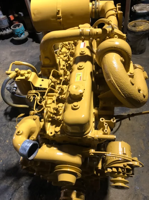 Дизельный двигатель внутреннего сгорания ДВС Komatsu S6D105-В-1