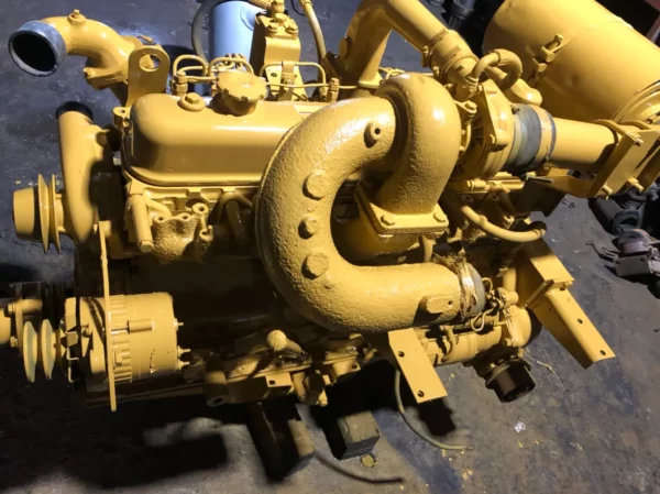 Дизельный двигатель внутреннего сгорания ДВС Komatsu S6D105-В-1