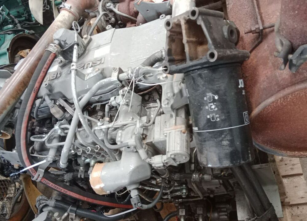 Дизельный двигатель Isuzu 4HK1