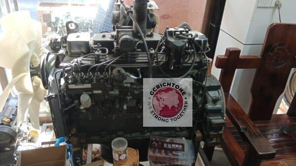 Дизельный двигатель Komatsu SAA6D101E-2