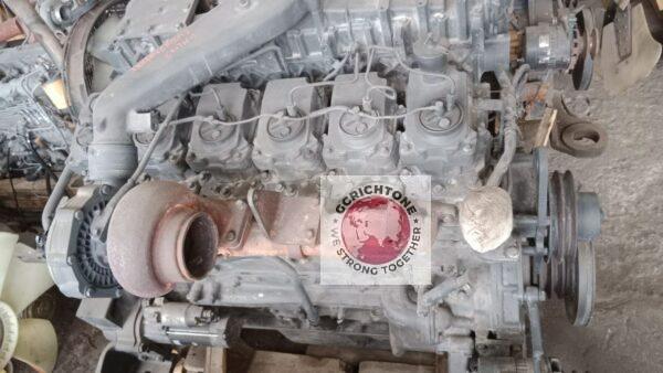 Дизельный двигатель Komatsu SAA6D125E-2