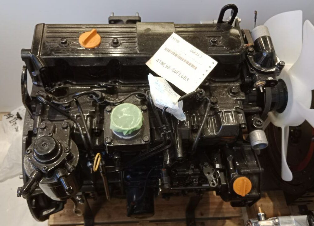 Дизельный двигатель Yanmar 4TN98-B