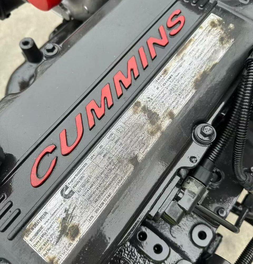 Дизельный двигатель Cummins QSL8.9